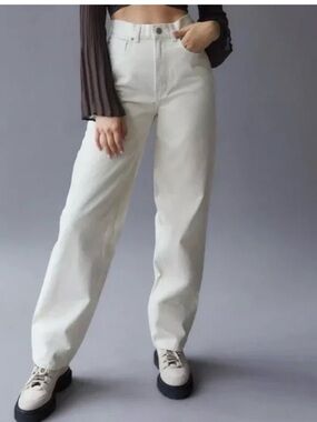 BDG Urban Outfitters High-Rise Baggy Ivory Jeans size 25